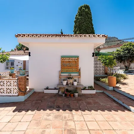 Namaste Holiday home Alhaurin de la Torre